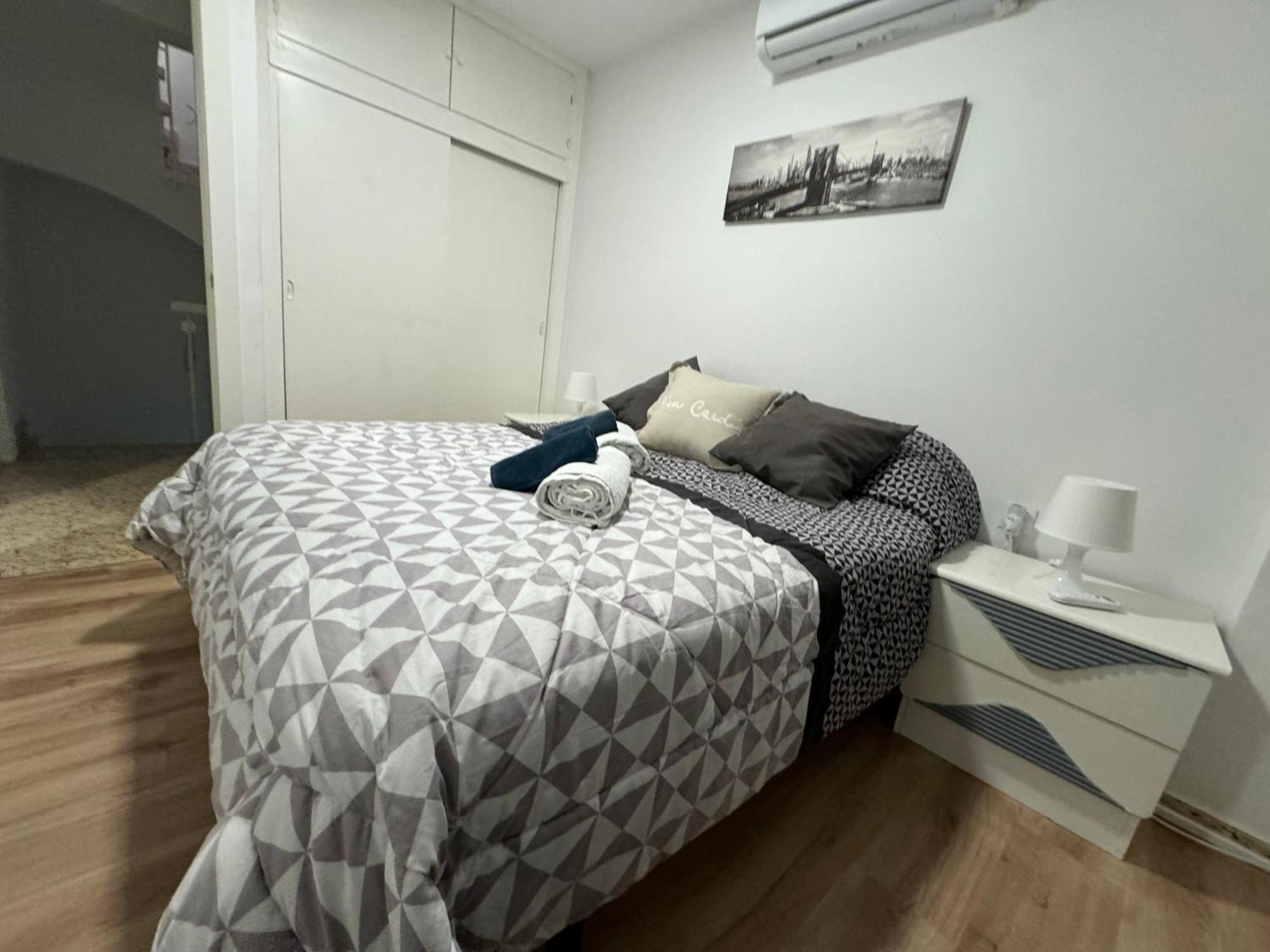 Malaga Beach, Pedregalejo Apt.4/6 2 Hab. Luaran gambar